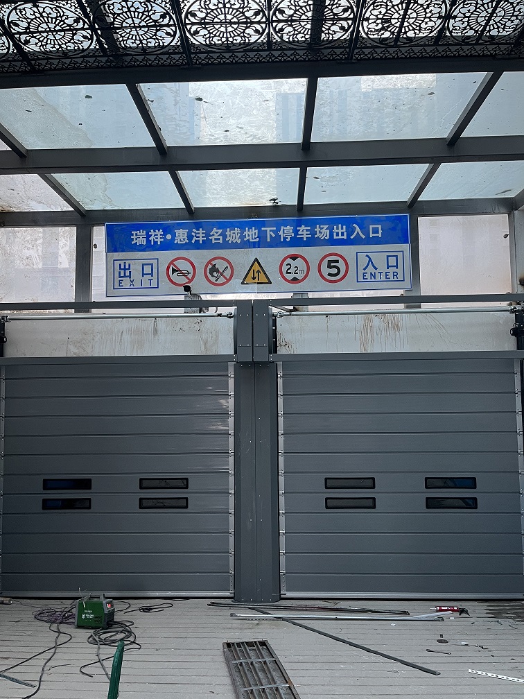 自动玛多快速门.jpg